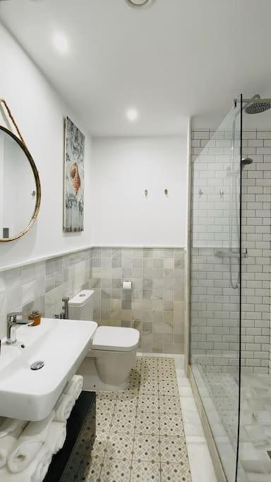 Lovely 2-Bed In Granada 1Min To Gran Via De Colon By Sharingco Exteriér fotografie